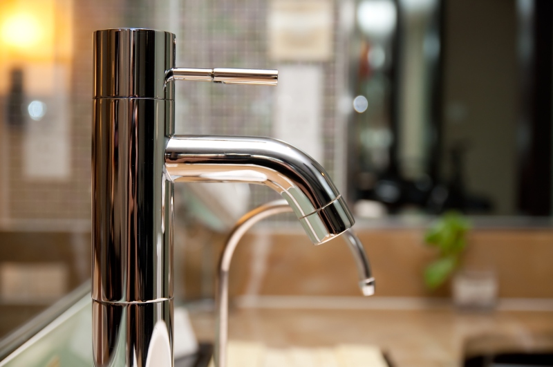 Sink Leaking Carshalton